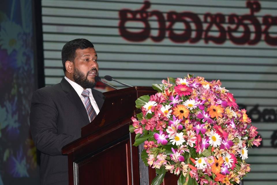 13578936_611719915660724_1380047074_n