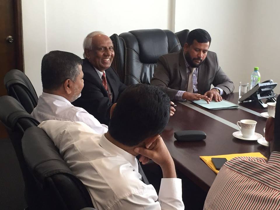 13694994_618668564965859_1576140028_n