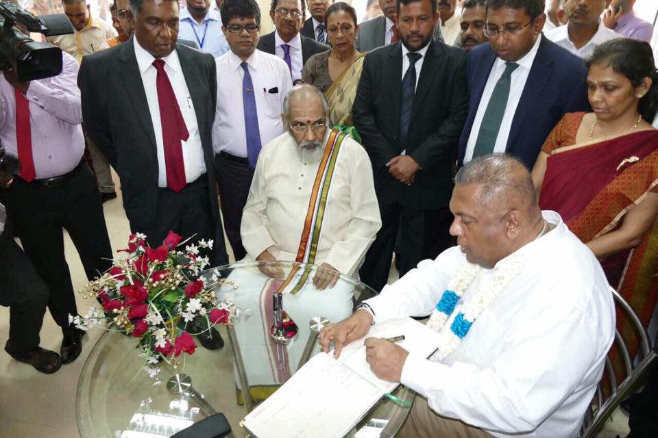 16142235_1571083402907849_4521724689086430212_n