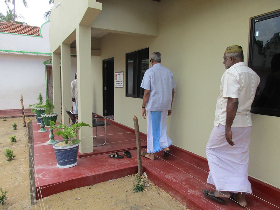 16711659_1885295761754973_1349636608450614686_n