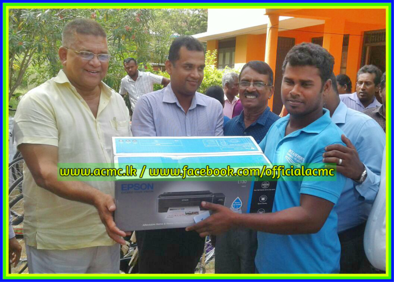 வாழ்வாதார உதவி வழங்கல்! அப்துல்லாஹ் மஹ்ரூப் எம்.பி பங்கேற்பு!