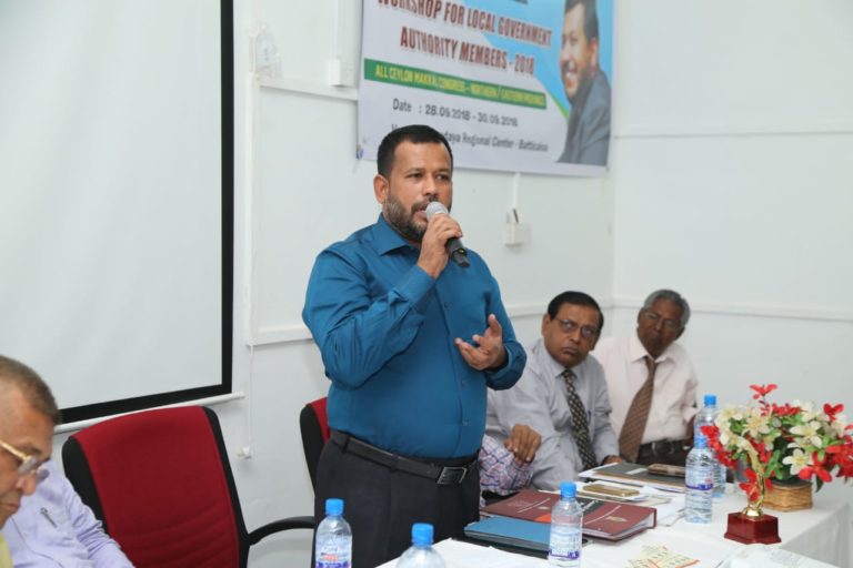 பிரதேச, ஊர்வாதங்களைக் கடந்து உளத்தூய்மையுடன் பணி செய்தால்  “அரசியல்” புனிதப் பணியாக அமையும்: சத்துருக்கொண்டானில் அமைச்சர் ரிஷாட் பதியுதீன்!  