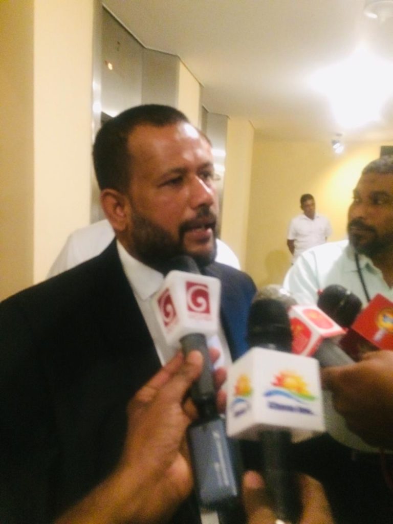 “ஒக்டோபர் 26ஆம் திகதிக்கு முன்னரான நிலையை மீண்டும் செயற்படுத்துங்கள்” ஜனாதிபதியிடம் மக்கள் காங்கிரஸ் தலைவர் ரிஷாட் வலியுறுத்து!