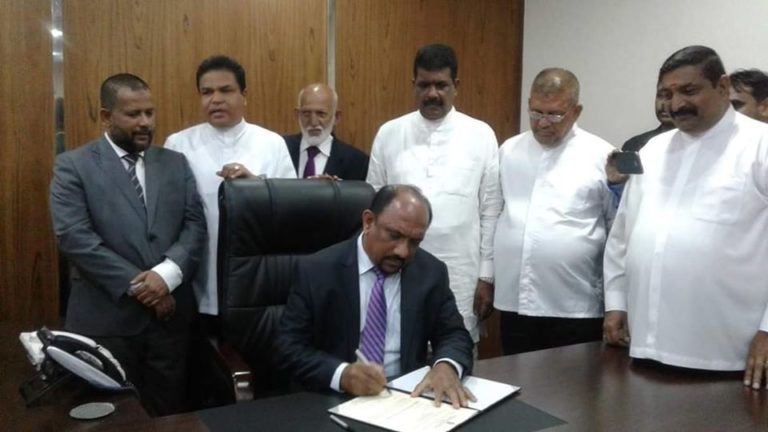 “வடகிழக்கு மக்களின் துயர் துடைக்க இறைவன் எங்களுக்கு சந்தர்ப்பம் தந்துள்ளான்”  இராஜாங்க அமைச்சர் அமீர் அலி!