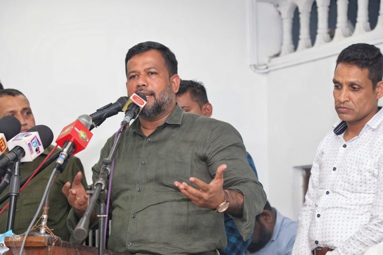 கோட்டா ஒருபோதுமே வெல்லமாட்டார் அக்குரணையில்  அமைச்சர் றிஷாட்.