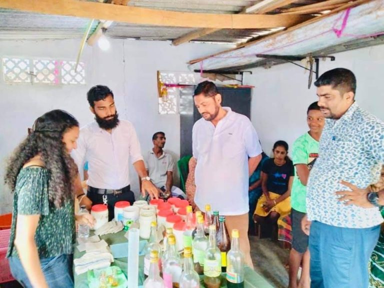 மக்கள் காங்கிரஸின் கொழும்பு மாவட்ட அமைப்பாளர் தலைமையில் ஆயுர்வேத சிகிச்சை முகாம்!