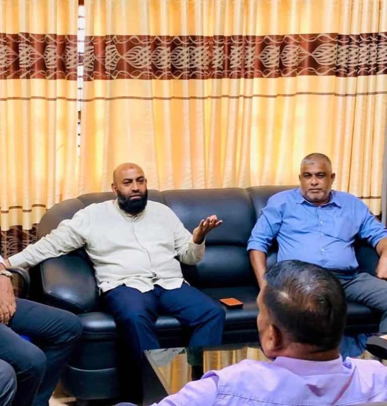 நிந்தவூர் பிரதேச செயலகத்திற்கு தாஹிர் எம்.பி விஜயம்!