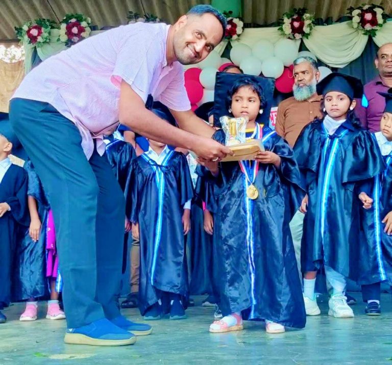 புஹாரி பாலர் பாடசாலை பரிசளிப்பு விழா!